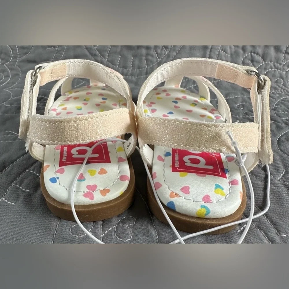 Pop Toddler Girls Lil Yoselin White Pink Flat Sandals NWT Size Toddler 7
